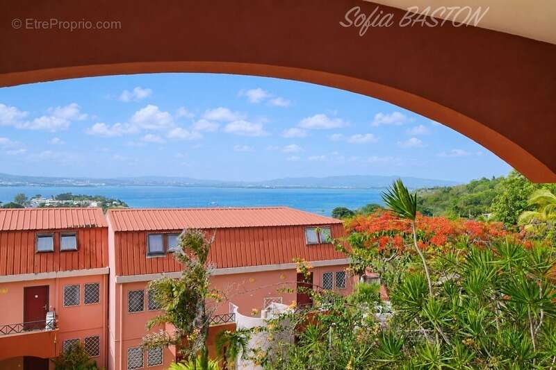 Appartement à LES TROIS-ILETS