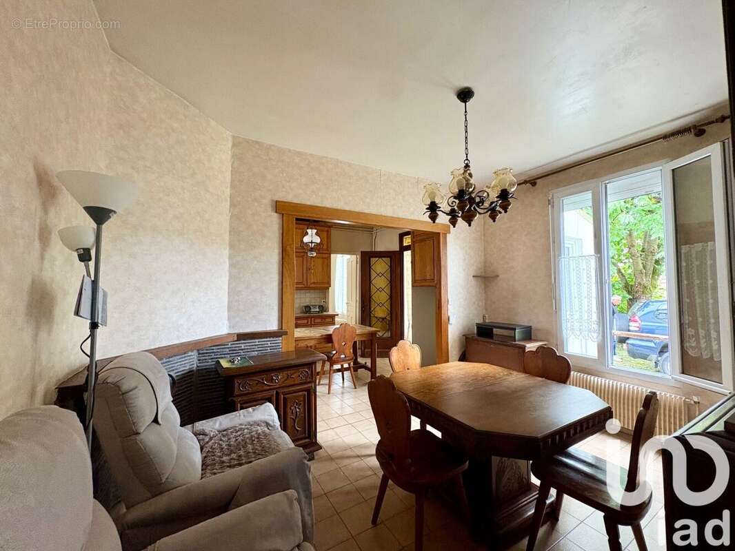 Photo 4 - Maison à EZANVILLE