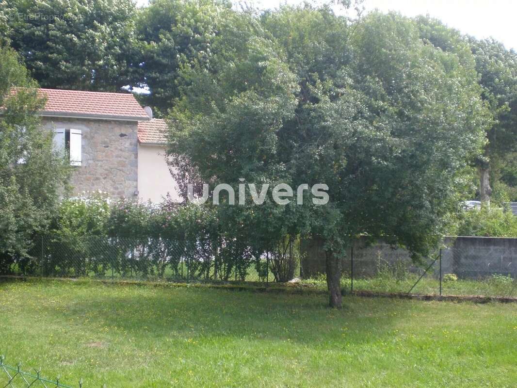 Appartement à SAINT-MARTIN-DE-VALAMAS