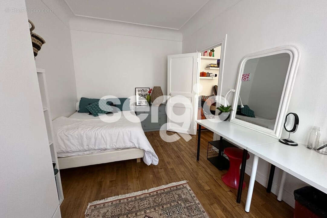 Appartement Paris 2 pièce(s) 28 m2 + cave quartier Georges BRASSENS - photo 3