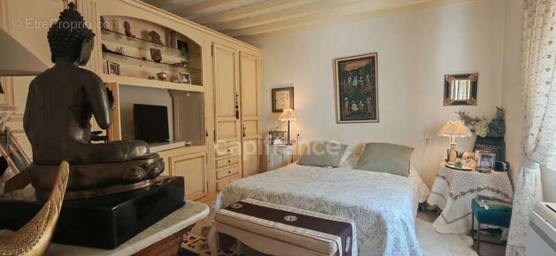 Maison à FONTVIEILLE