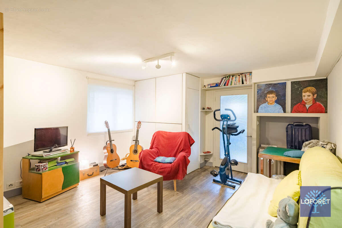 Maison à LES PAVILLONS-SOUS-BOIS