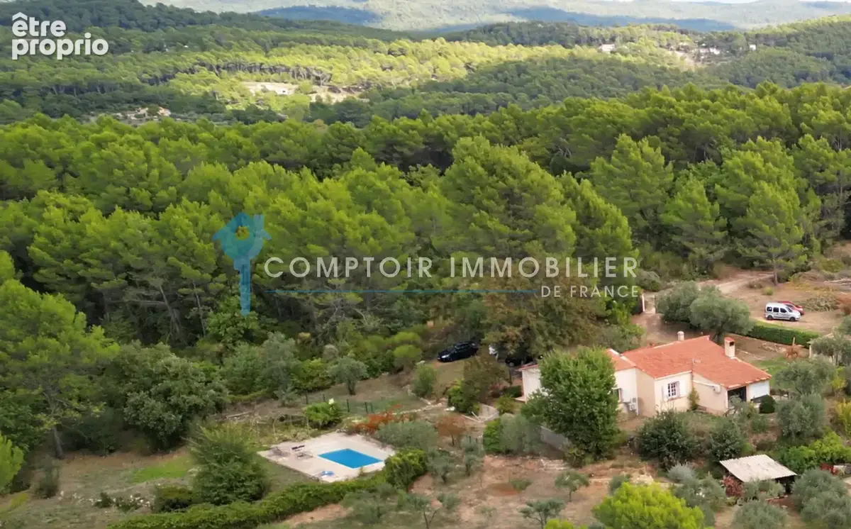 VAR (83) - À VENDRE - FLAYOSC - Coup de cœur pour cette villa provençale 7 pièces - photo 17