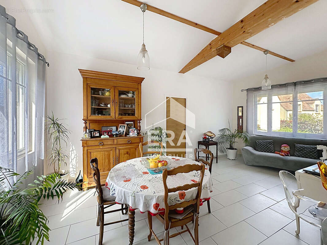 Maison à CONFLANS-SAINTE-HONORINE