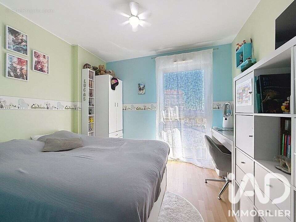 Photo 6