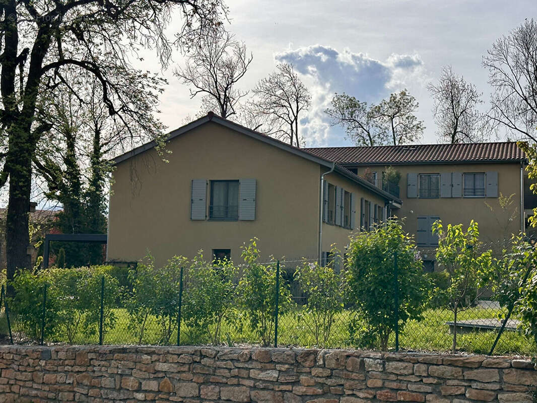 Appartement à LIERGUES