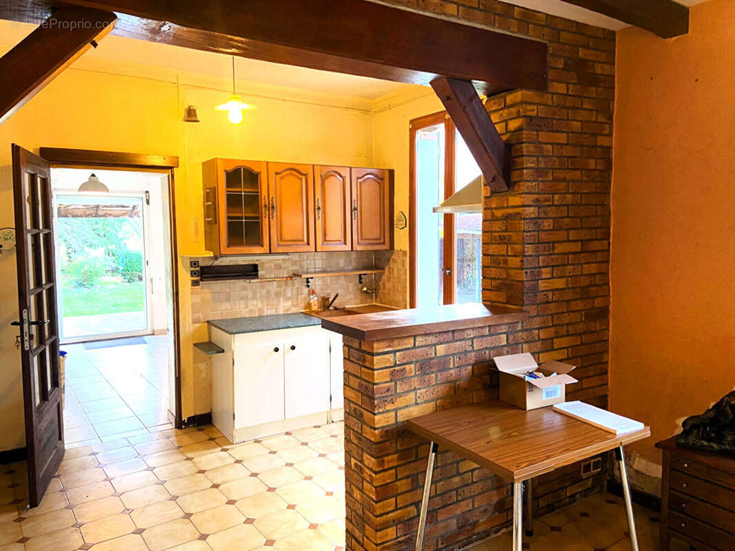 Maison à COURVILLE-SUR-EURE