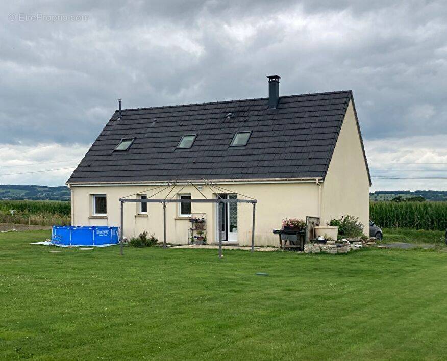 Maison à LANDELLES-ET-COUPIGNY