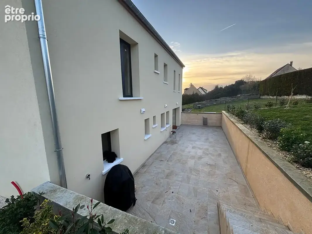 Maison Juziers 8 pièce(s) 195 m2 - photo 3