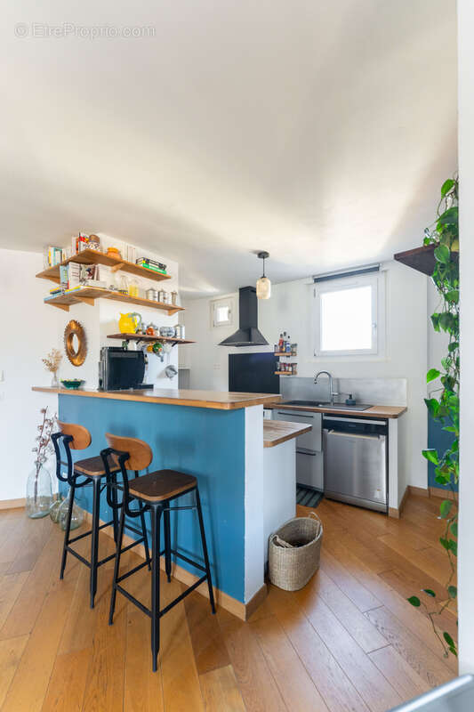 Appartement à MARSEILLE-6E