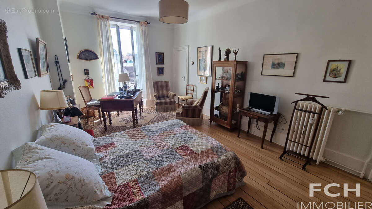 Appartement à VICHY