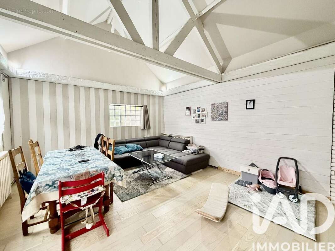 Photo 2 - Maison à PONT-SAINTE-MAXENCE