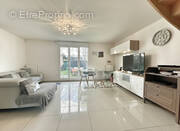 Maison à FONTENAY-LE-VICOMTE