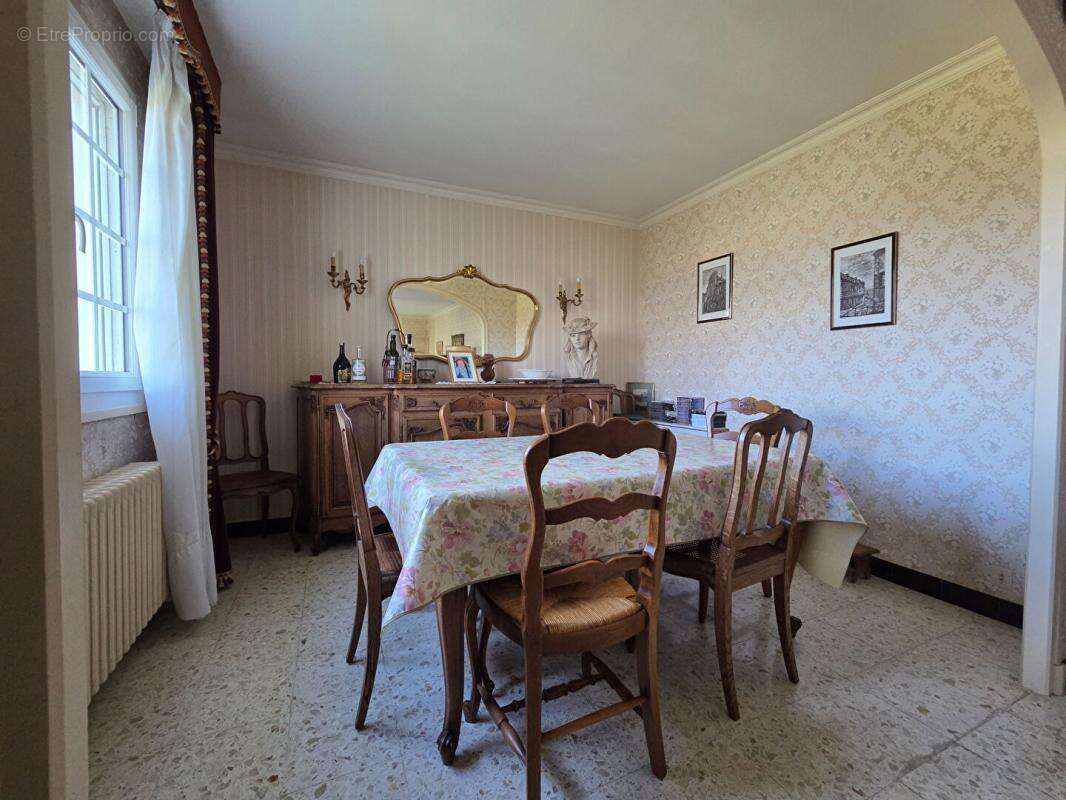 Maison à DOURDAN