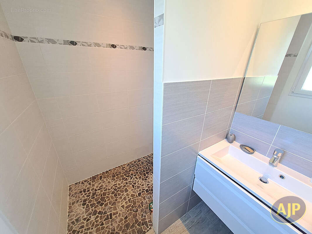 Maison à LA GARNACHE