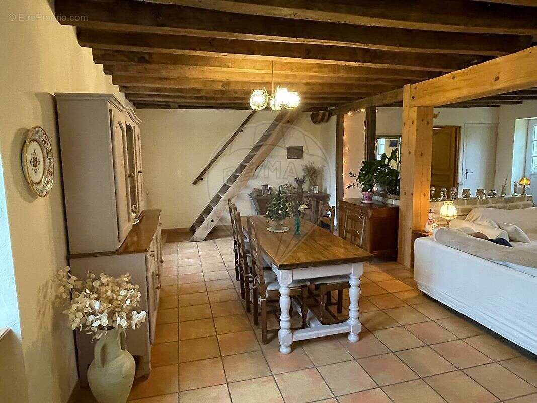 Maison à DECIZE