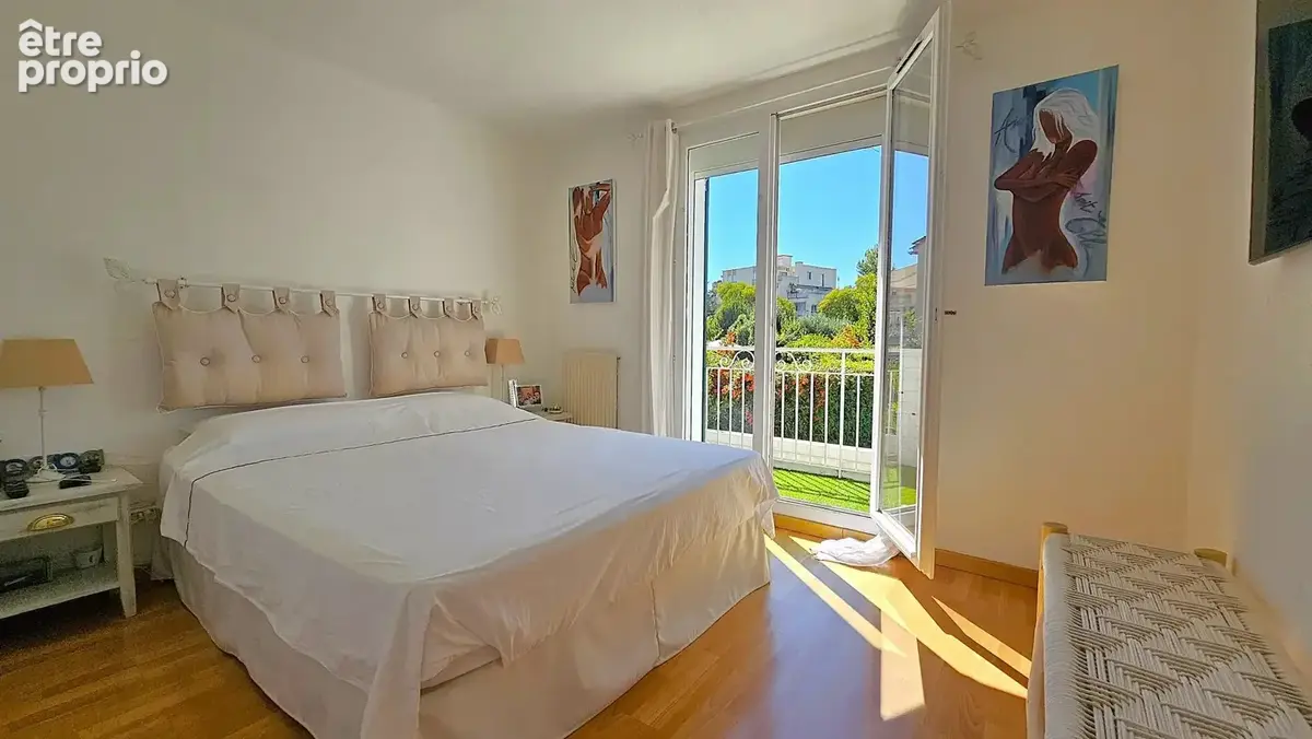 Chamante villa avec piscine, secteur Combes - photo 10
