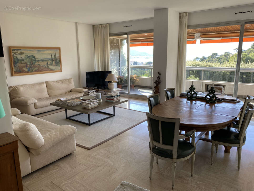 Appartement à MARSEILLE-8E