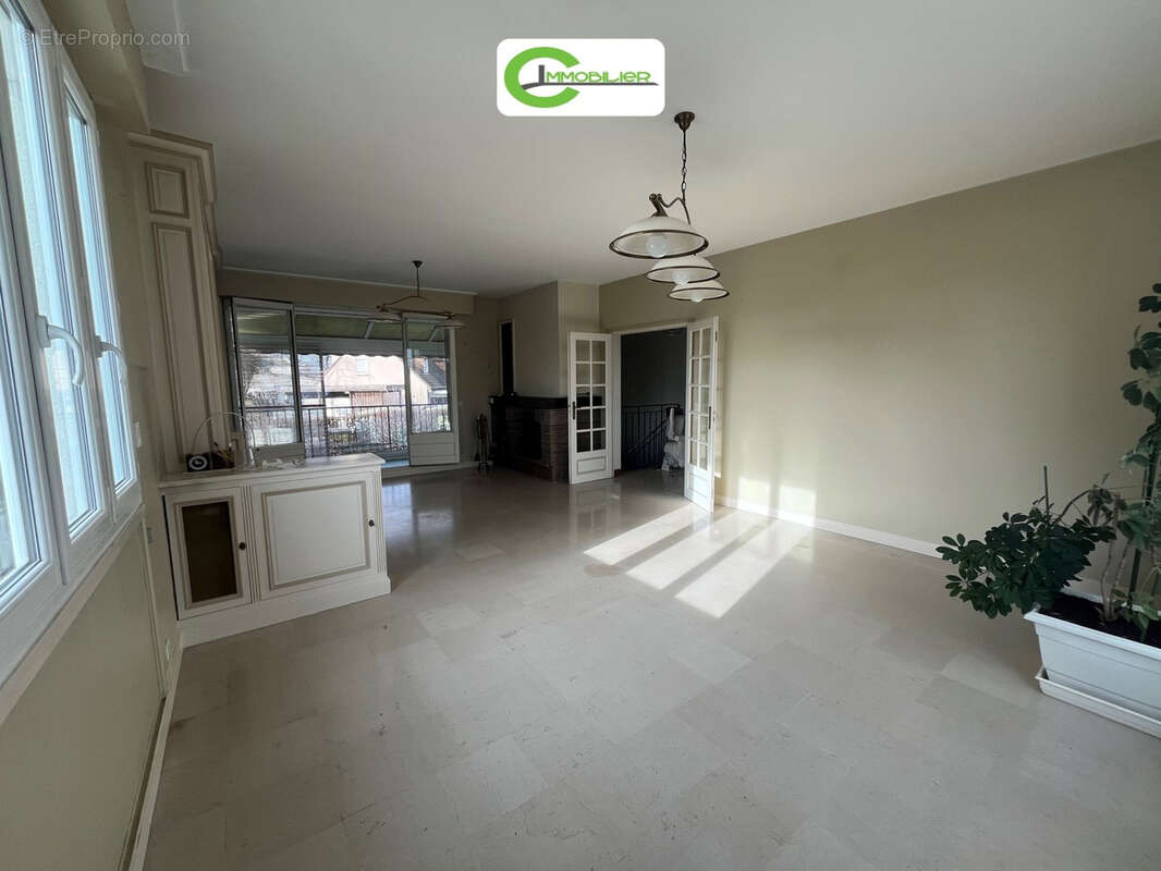 Maison à LA FERTE-BERNARD