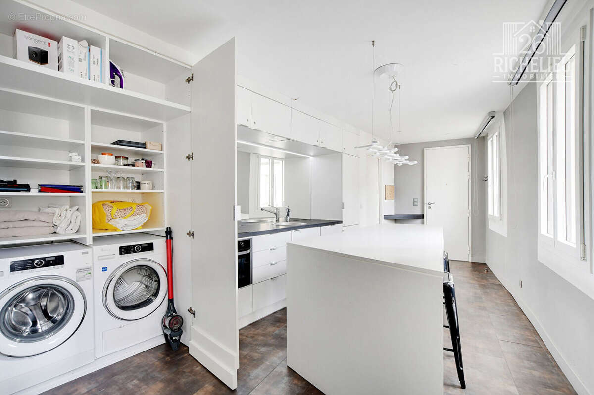 Appartement à PARIS-2E