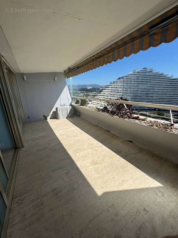 Appartement à VILLENEUVE-LOUBET