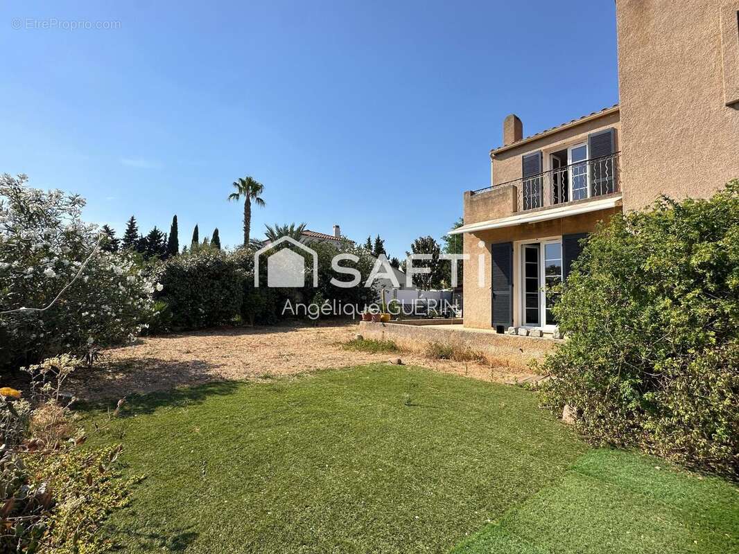 Maison 150 m² à Hyeres  - photo 2