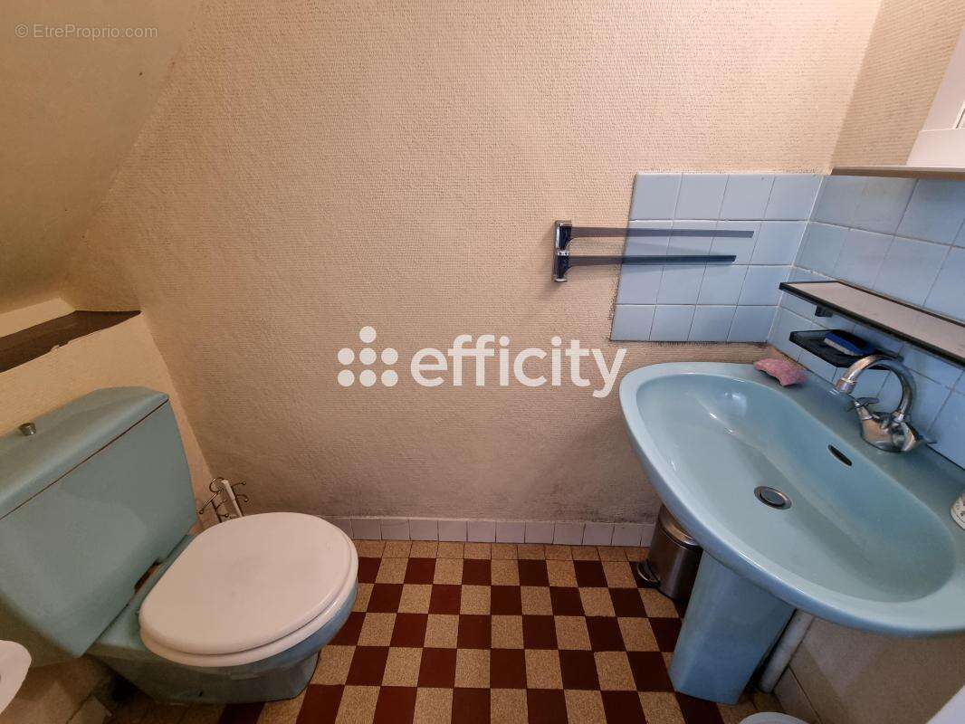 Maison à AUMONT-AUBRAC