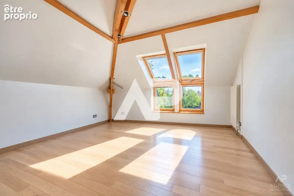 Maison Rueil Malmaison 7 pièce(s) 209 m2 - photo 8