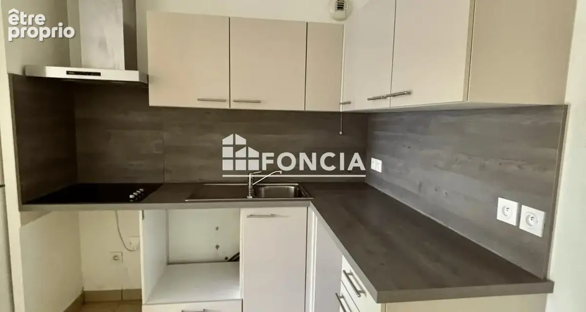 Cannes la Bocca - Appartement T2 43,31 m2 avec double parking - à Cannes – Résidence avec piscine - - photo 6