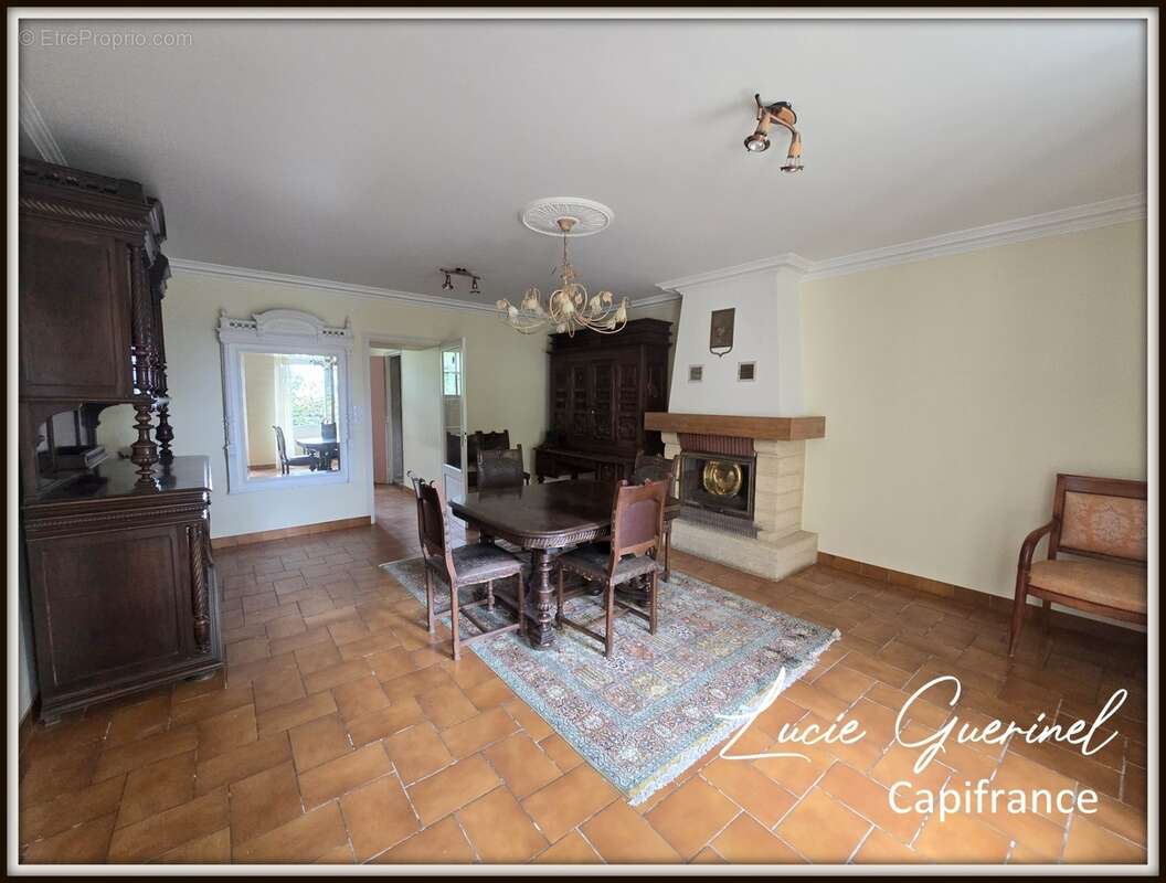 À 5 min de Châteaubriant – Maison 95 m² avec 90 m² de combles aménageables et fort potentiel - photo 2