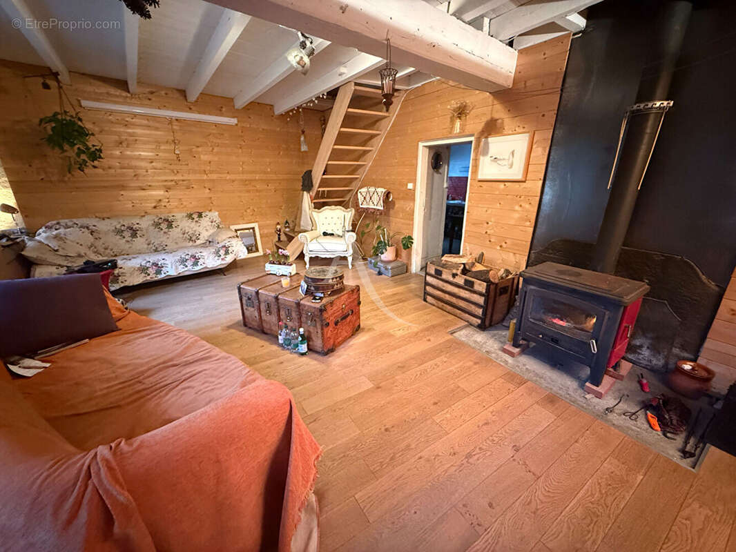 Maison à MIRAVAL-CABARDES