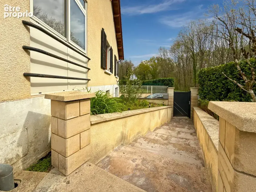  À VENDRE – DOUZILLAC (24190) Maison rénovée avec piscine – 156 m² habitables – Terrain clos de 1 326 m² – 195 000€ FAI - photo 7