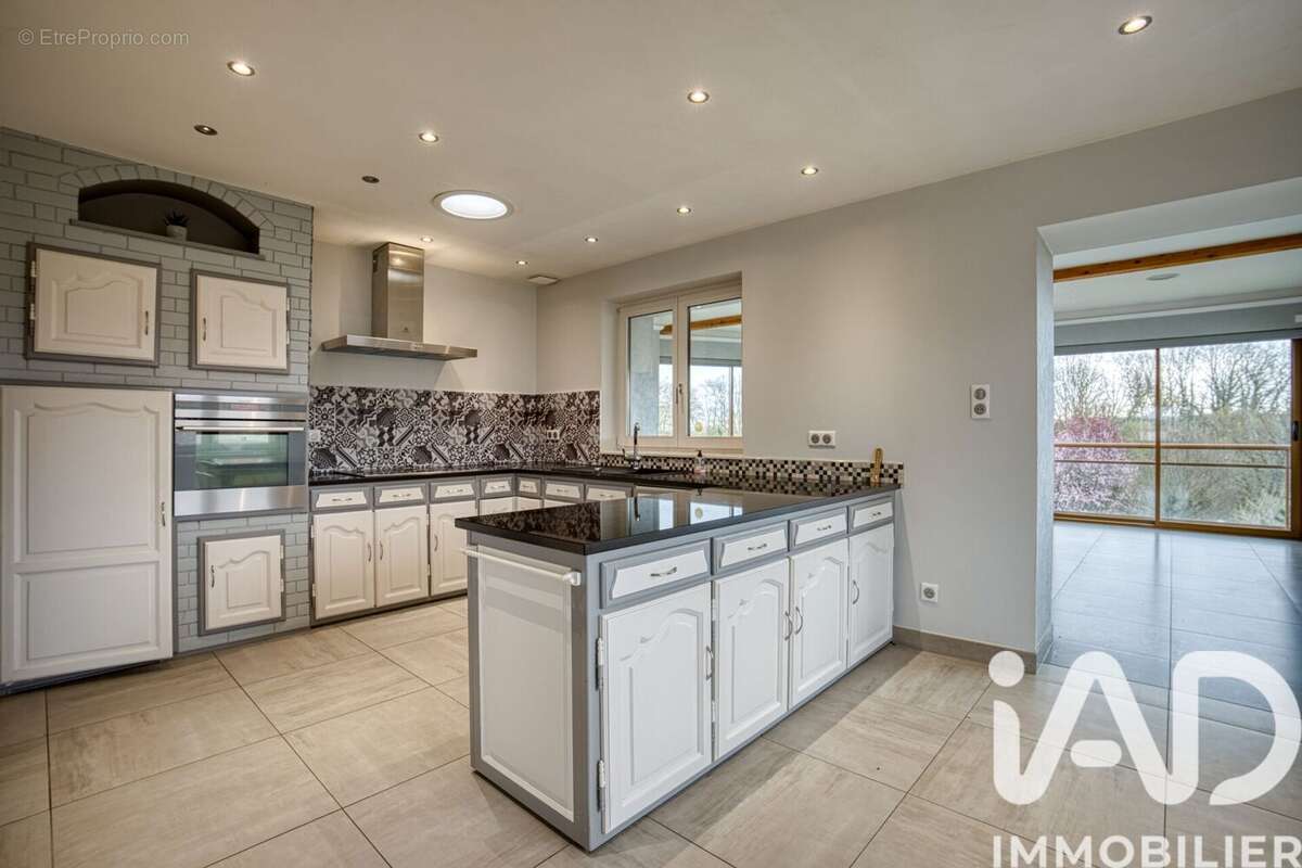 Photo 3 - Maison à ROUSSY-LE-VILLAGE