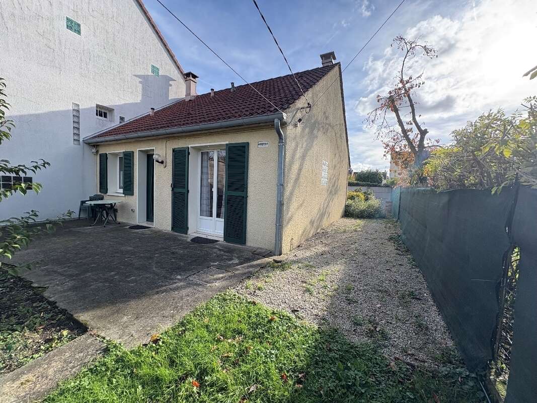 Maison à MONTFERMEIL