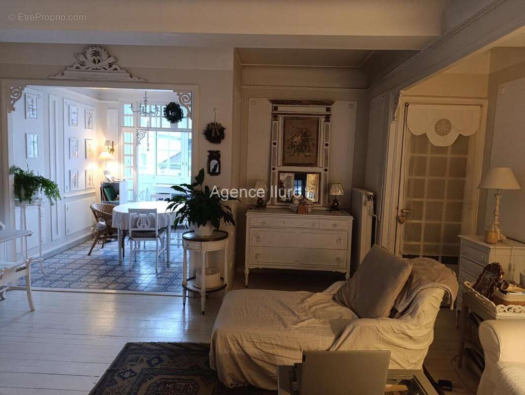 1744794472853 - Maison à OLORON-SAINTE-MARIE