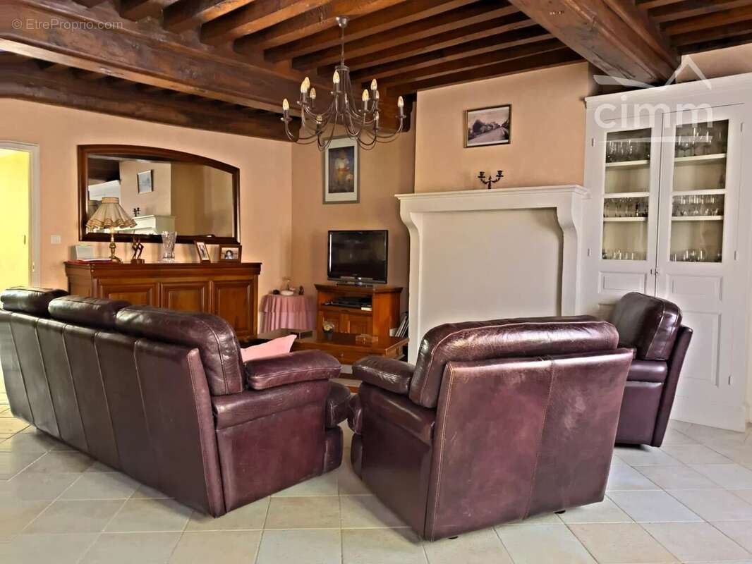A vendre-maison ancienne de plain-pied-110 000€ fai - photo 4