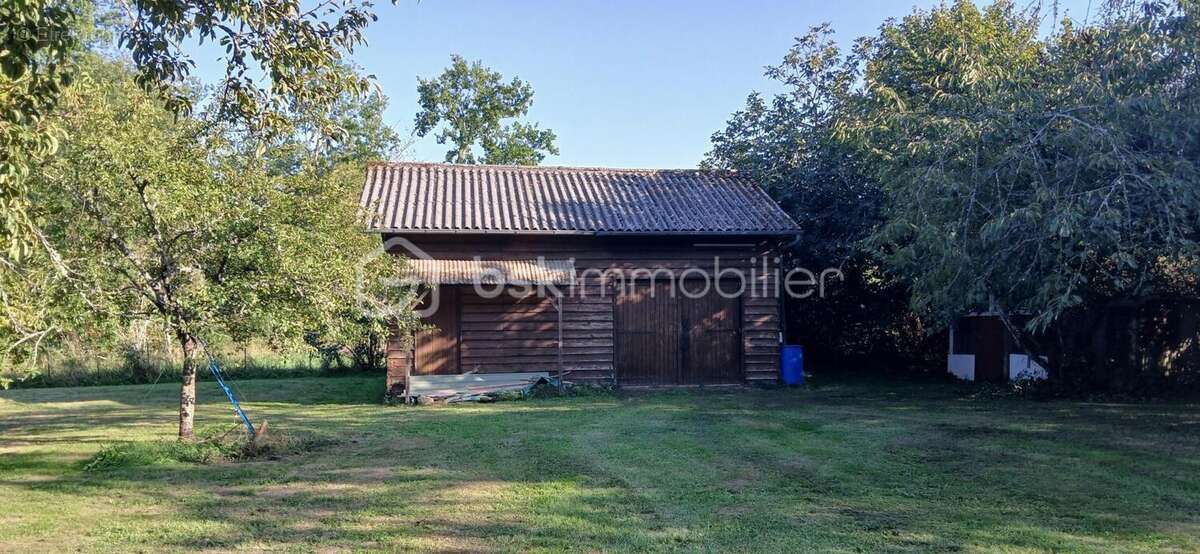 Maison à SAINT-AQUILIN