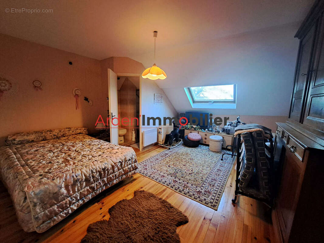 Maison à NOVY-CHEVRIERES