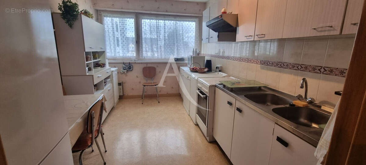 Appartement à LA CHAUSSEE-SAINT-VICTOR