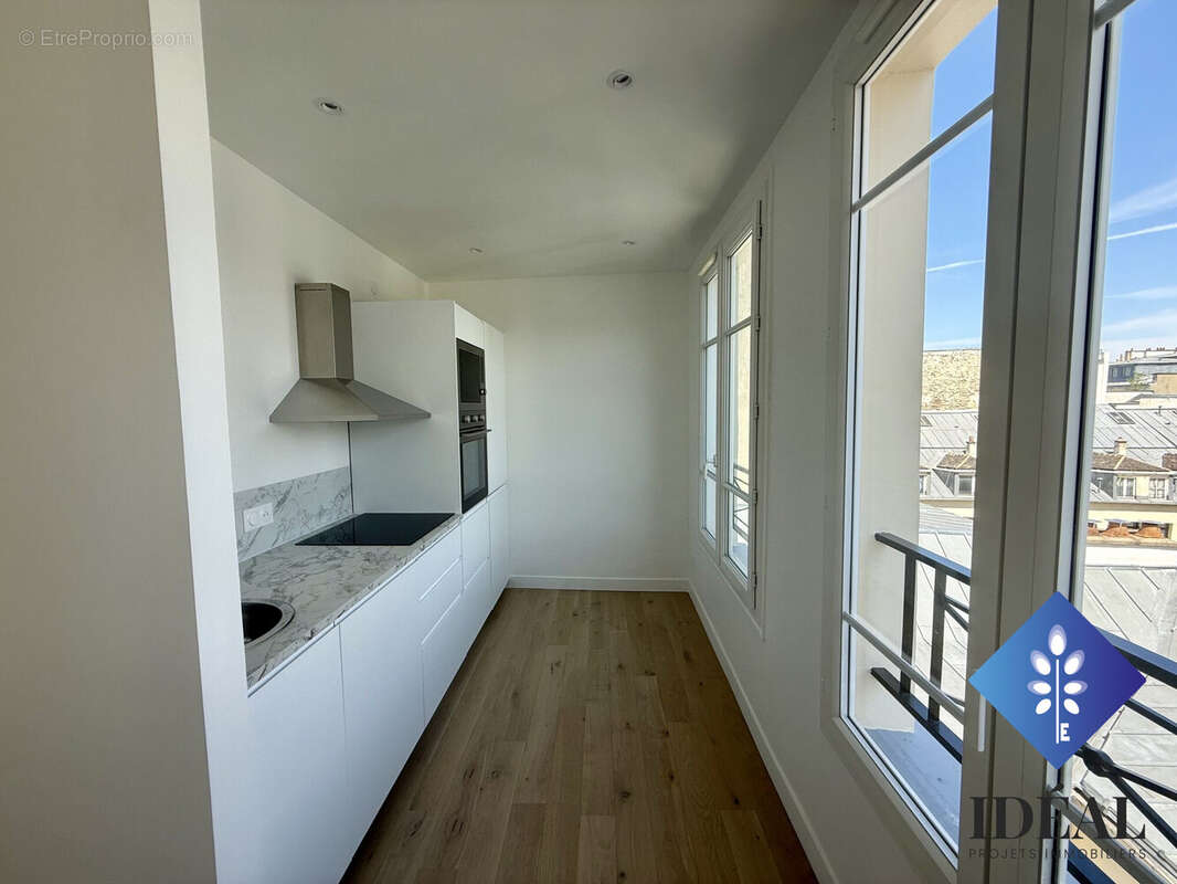 Appartement à PARIS-11E