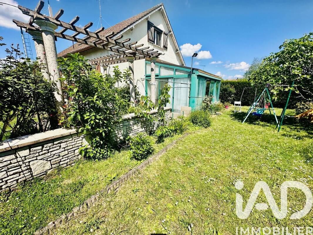 Photo 1 - Maison à CHARTRES