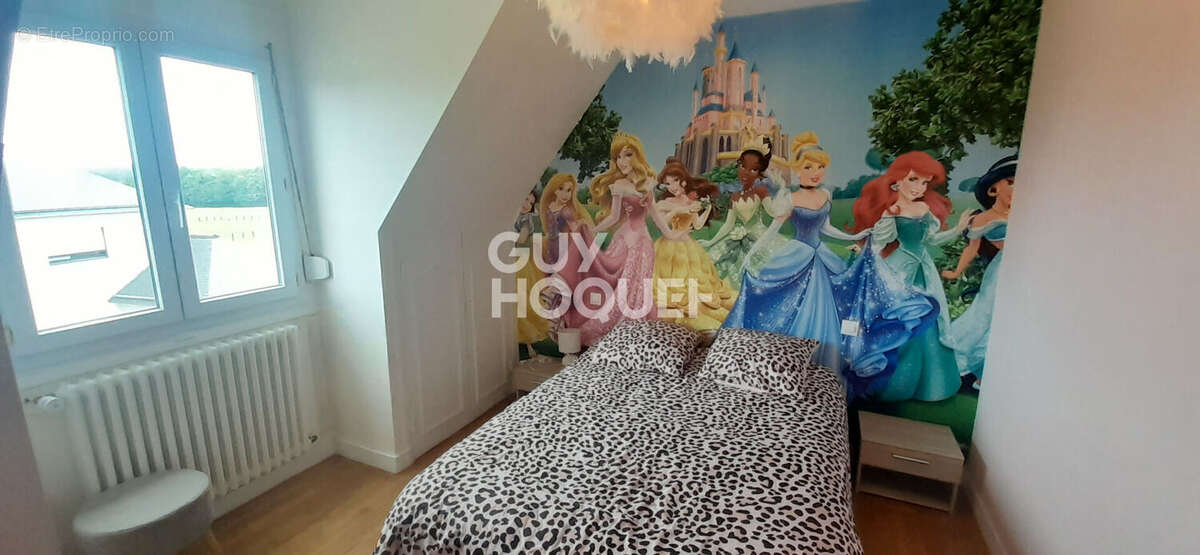 Maison bourg - photo 8