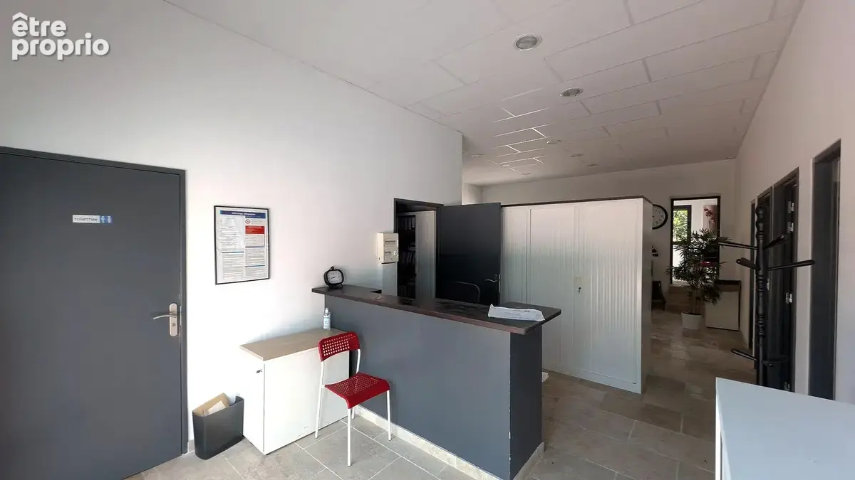 Appartement 209 m² à vendre à Saint-Clement-De-Riviere (34980) - photo 2