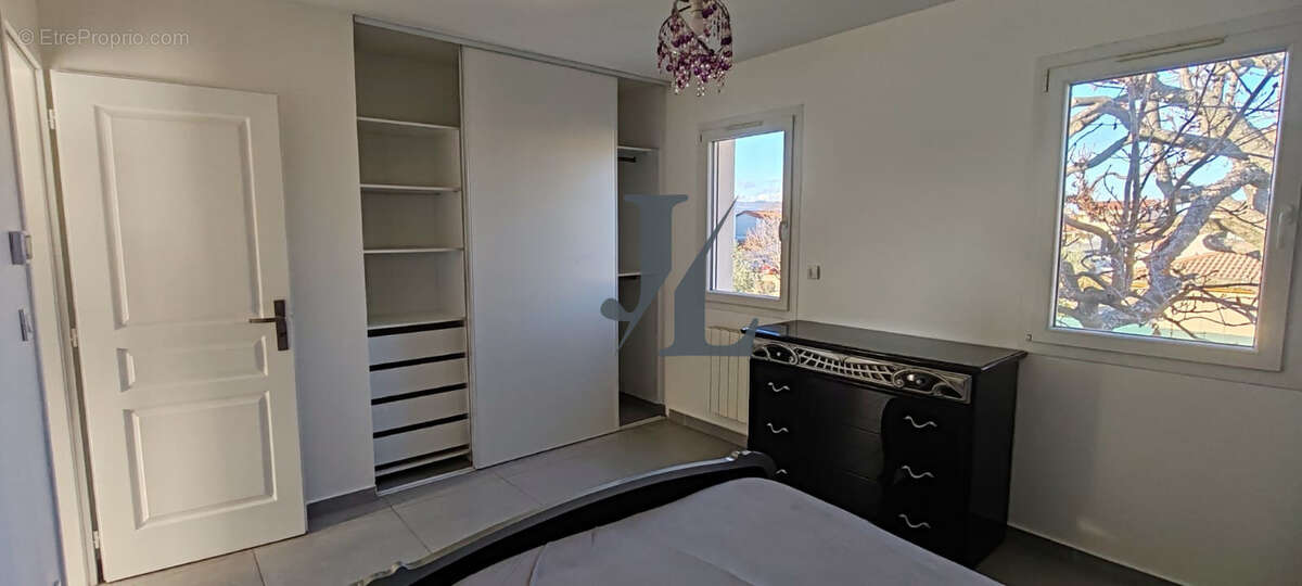 Maison à PORTES-LES-VALENCE