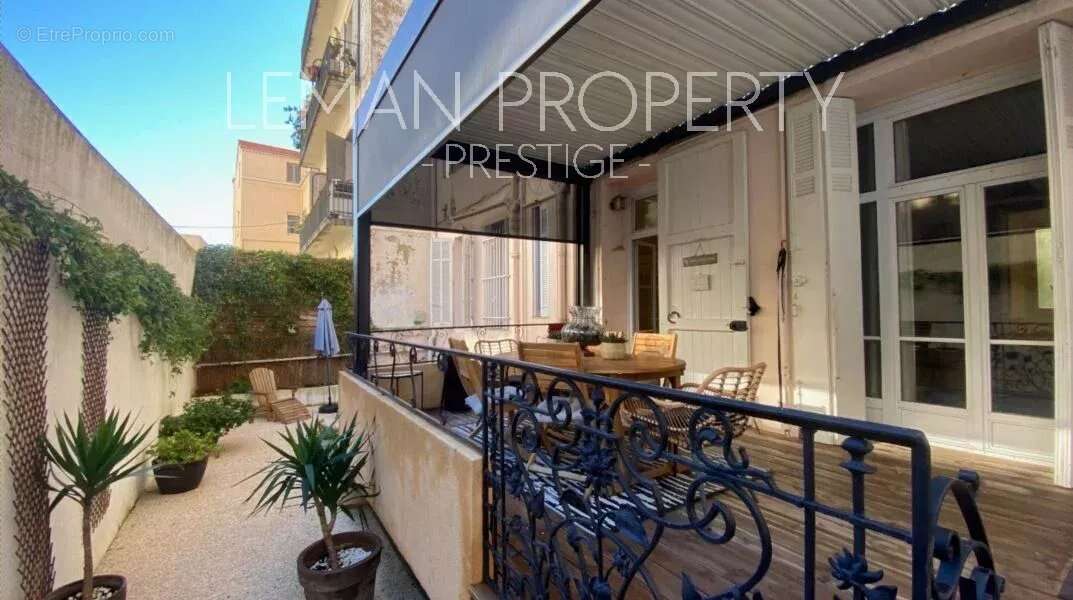 Appartement à CANNES