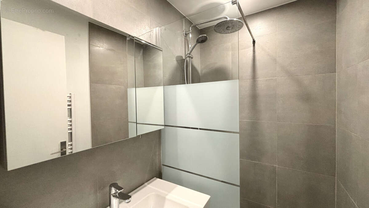 Appartement à SAINT-DENIS