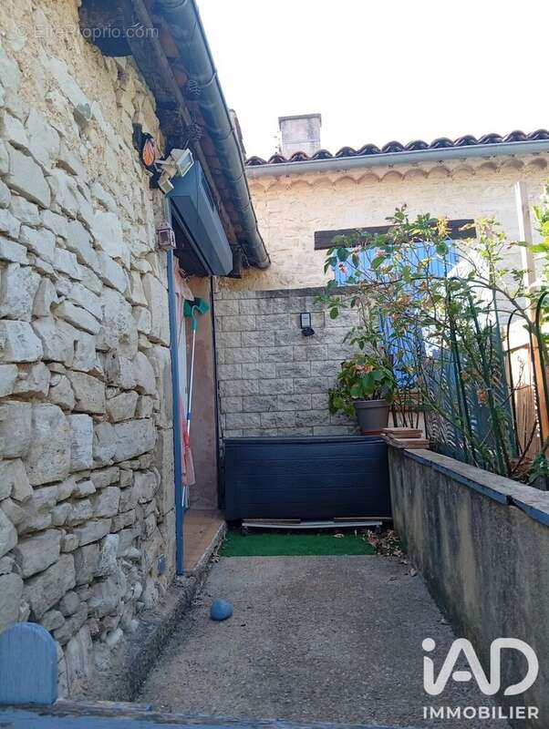 Maison 107 m² à Sault  - photo 2