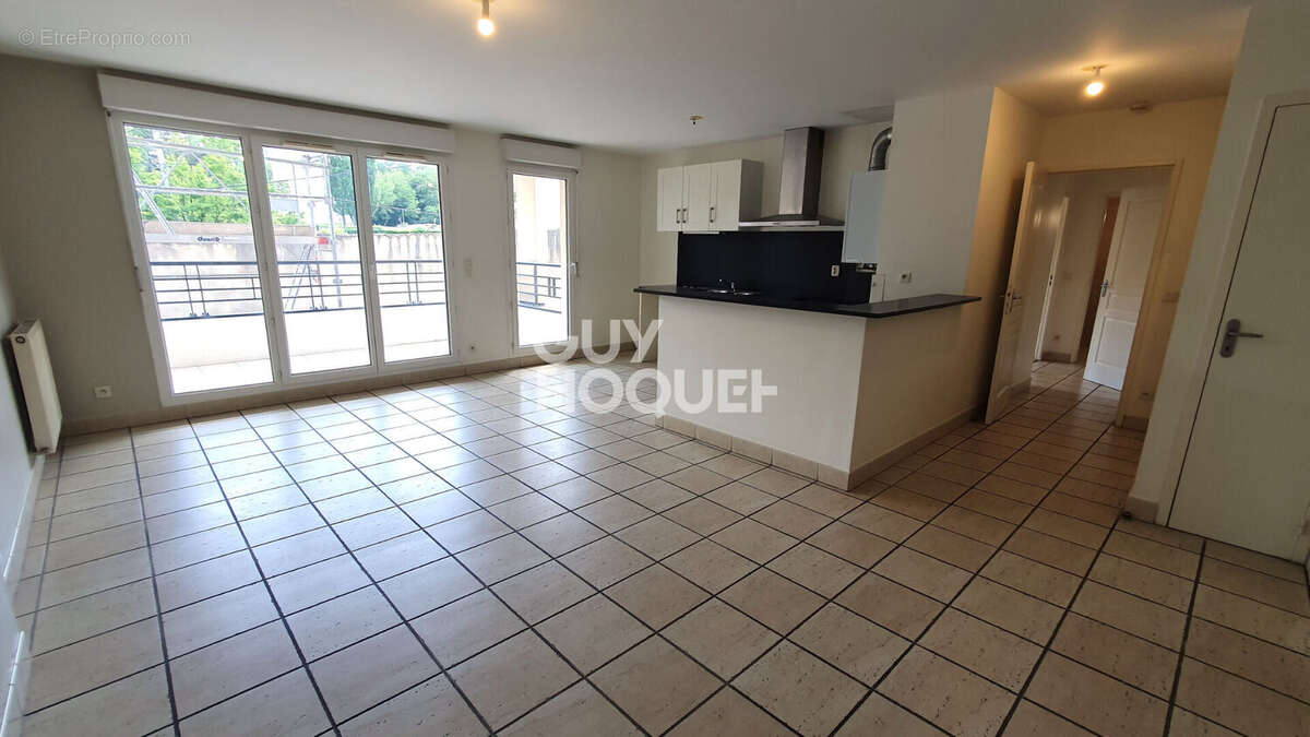 Appartement à OULLINS