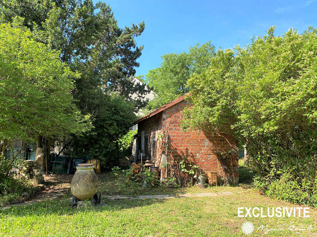 Terrain à SAINT-GERMAIN-EN-LAYE