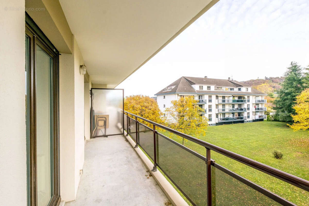 Appartement à DOUVAINE